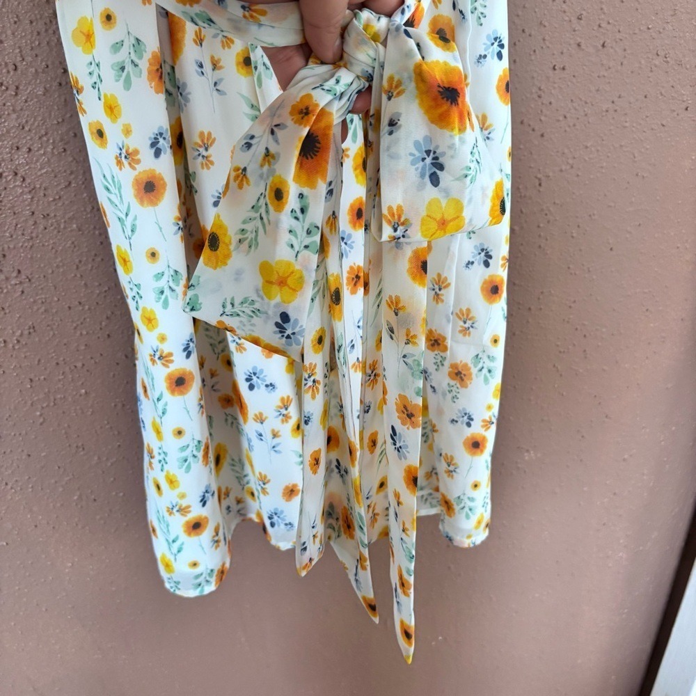 ASOS DESIGN Floral Puff Sleeve Mini Dress Yellow Orange Smocked Waist Size US 6 - Picture 5 of 7
